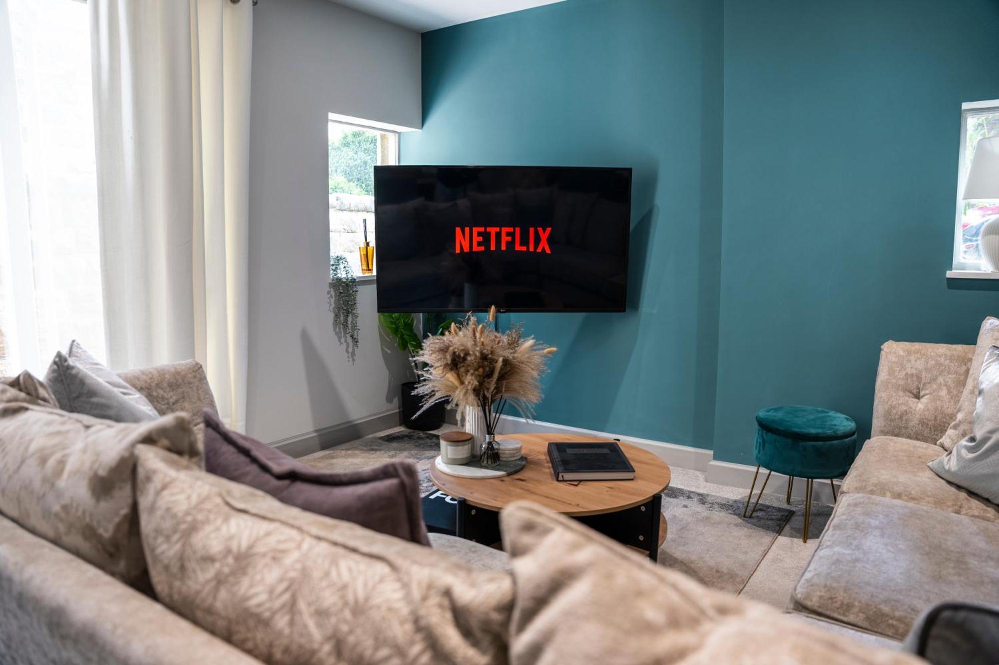 Spring Mount Huge Luxury Full Apartment- Harrogate Centre-Two Extremely Comfy Kingsize Bedrooms-Fully Equipped Modern Kitchen-Cosy Living Room With Huge Tv מראה חיצוני תמונה