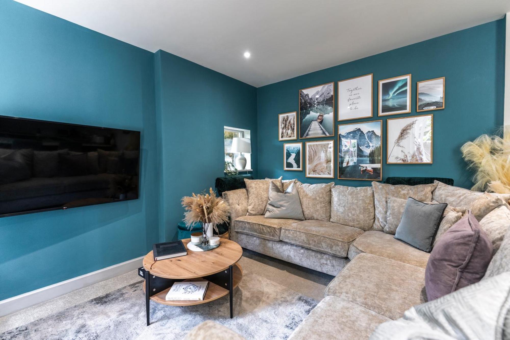 Spring Mount Huge Luxury Full Apartment- Harrogate Centre-Two Extremely Comfy Kingsize Bedrooms-Fully Equipped Modern Kitchen-Cosy Living Room With Huge Tv מראה חיצוני תמונה